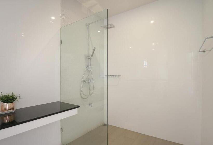 اتاق لوکس, Akard Private Villas Sattahip