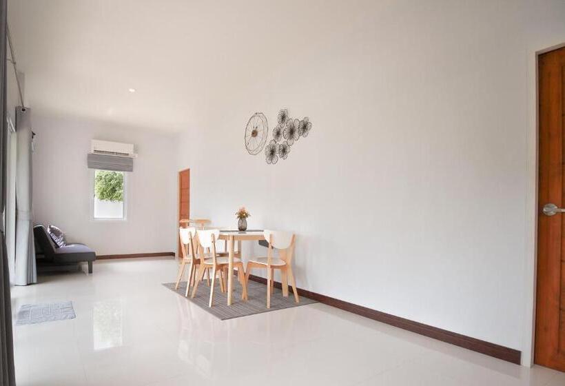 سوییت خانوادگی, Akard Private Villas Sattahip