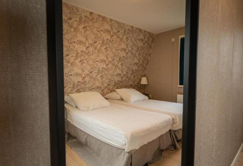 Quarto Triplo Economy, Hof Van Schoorl