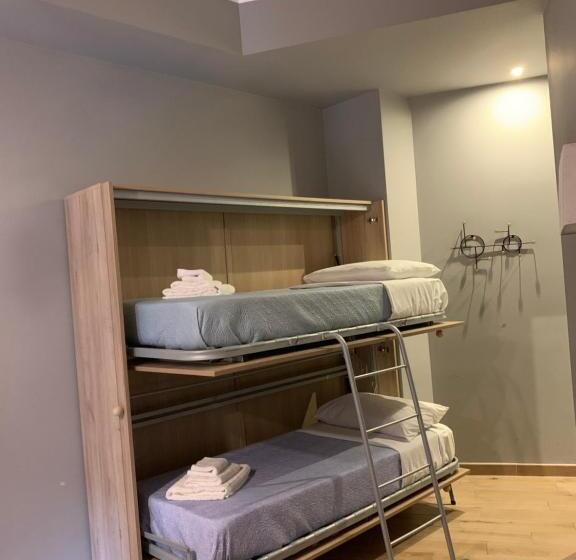 スタンダード４人部屋, Marconi 2 Rooms