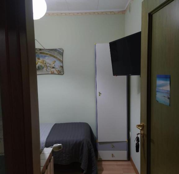 اتاق استاندارد یک تخته با سرویس بهداشتی مشترک, B&b L Oasi Del Vulture