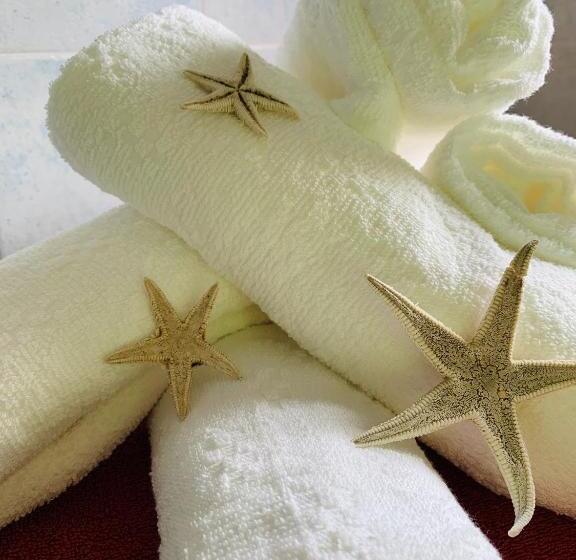 غرفة قياسية, B&b Sguardo Al Conero