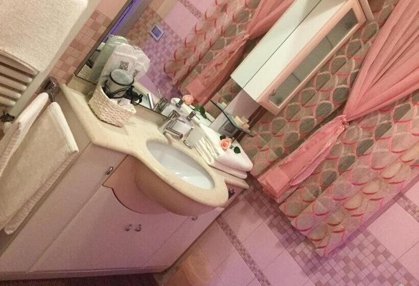 スタンダードルーム, B&b La Favola