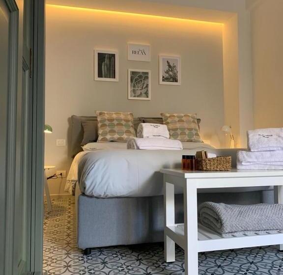 اتاق استاندارد با تراس, Carlo Alberto Room