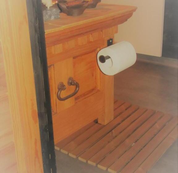 Семейный Номер, B&b Uniikki Majoitus Maalaisidyllissä