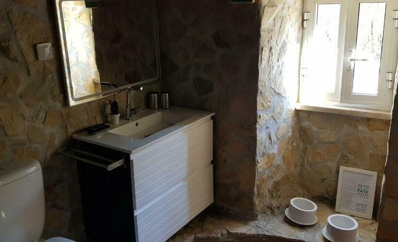 Люкс, Al   Haoleguesthouse