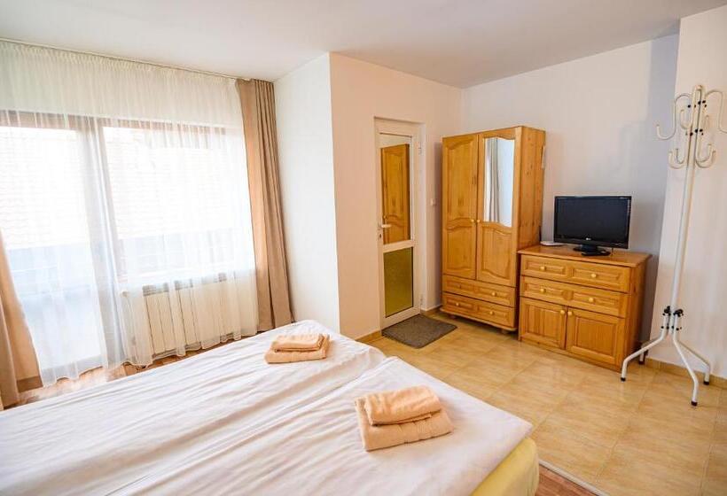 Quarto Estandar com Sacada, Guest House 7