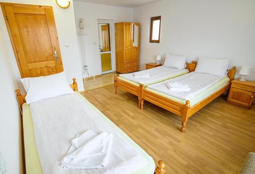 Quarto Triplo Estandar, Guest House 7