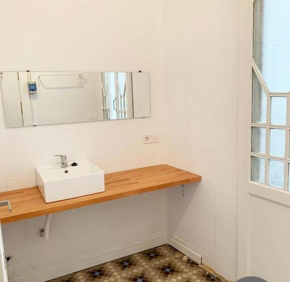 اتاق استاندارد با بالکن, Star Home