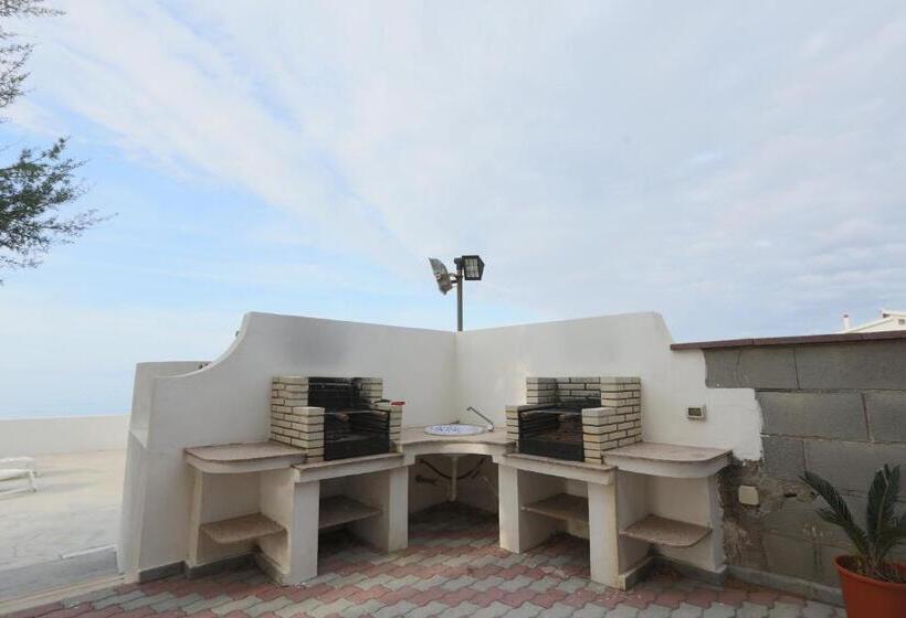 Апартаменты 2 Спальни, Cannotta Beach   Stromboli