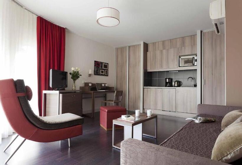 Студия Стандарт, Comfort Aparthotel Saint Etienne