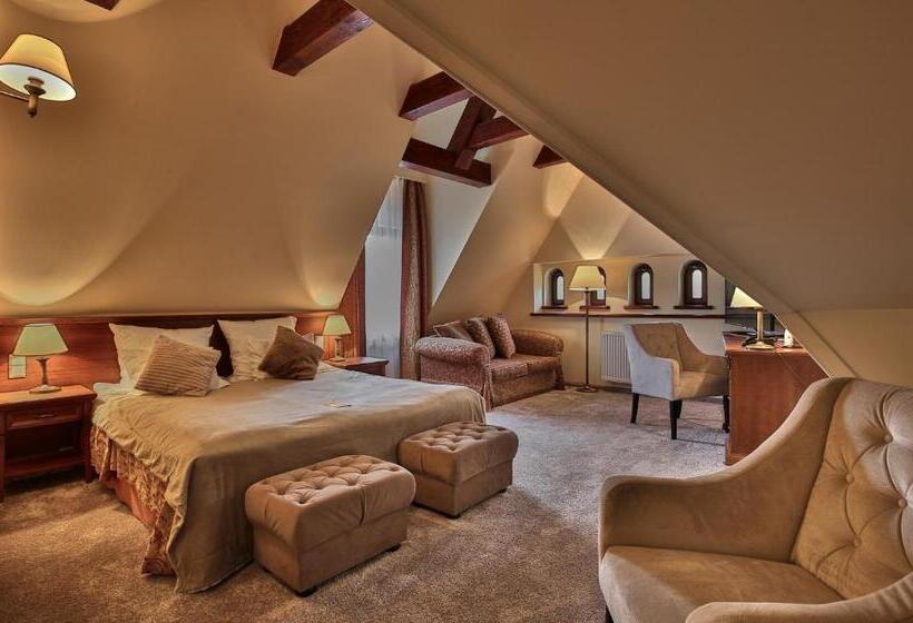 اتاق لوکس, Grand Hotel Stamary