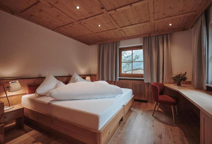Номер Стандарт, Austria