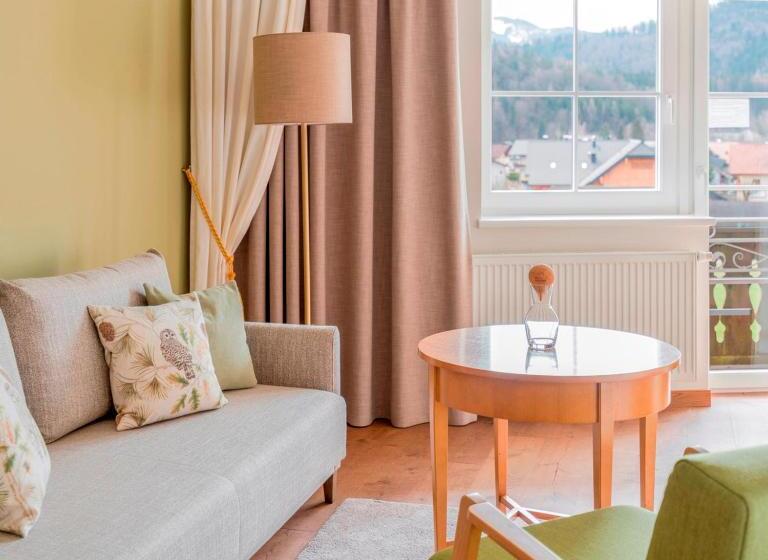 Люкс Повышенной Комфортности, Ebner S Waldhof Am See Resort & Spa