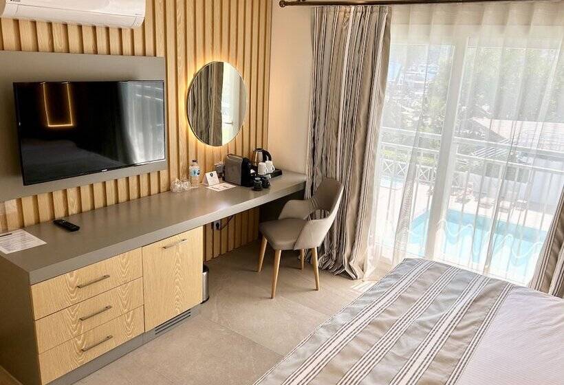 اتاق لوکس, Marina Boutique