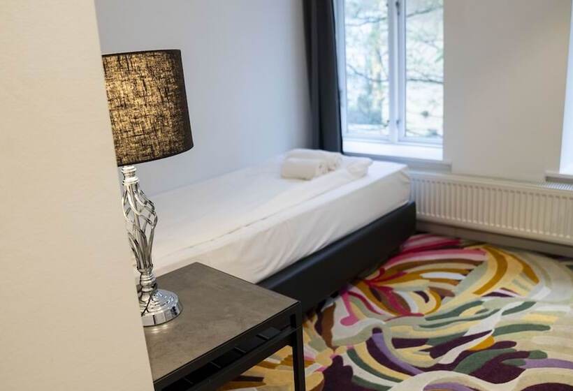 Номер Стандарт Индивидуальный, A Hotels City