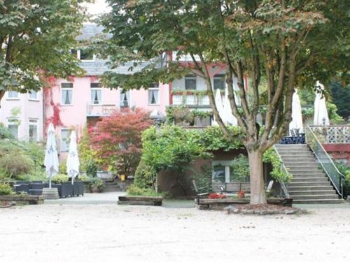 Quarto Estandar, Winneburg