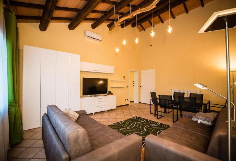 آپارتمان 1 خوابه با چشم‌انداز استخر, Villa Alta