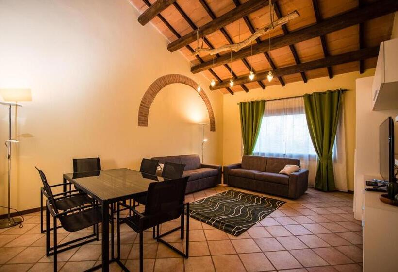 آپارتمان 1 خوابه با چشم‌انداز استخر, Villa Alta