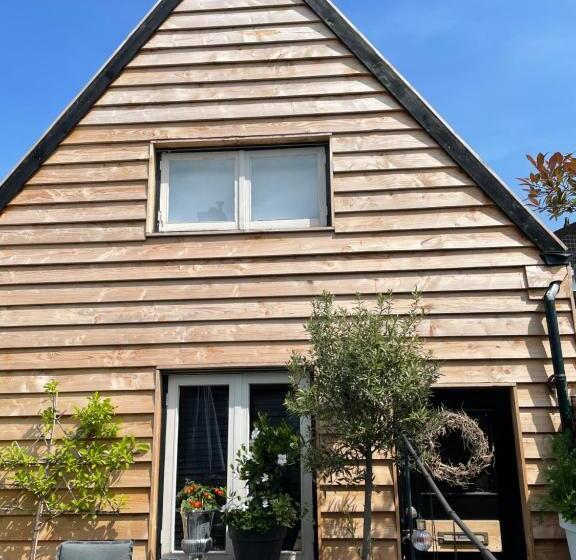 디럭스 룸, Tiny House Lindenhouse