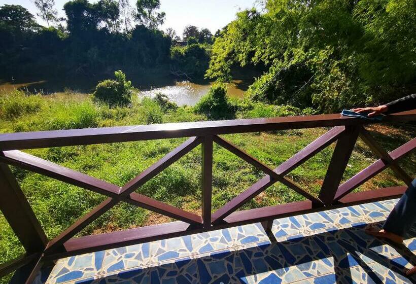 خانه 1 خوابه, Rs Phong Riverside Resort