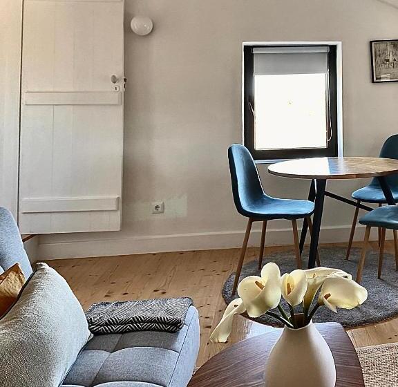 Дом 1 Спальня, Casa No Montinho