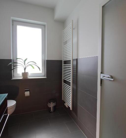 Номер Deluxe, Rodgau
