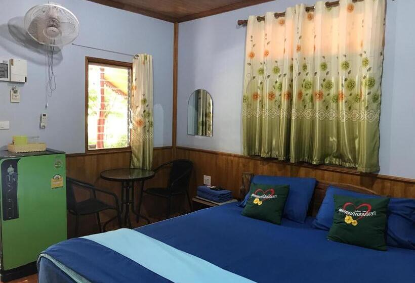 اتاق استاندارد با بالکن, Baan Suan Sukjai Resort
