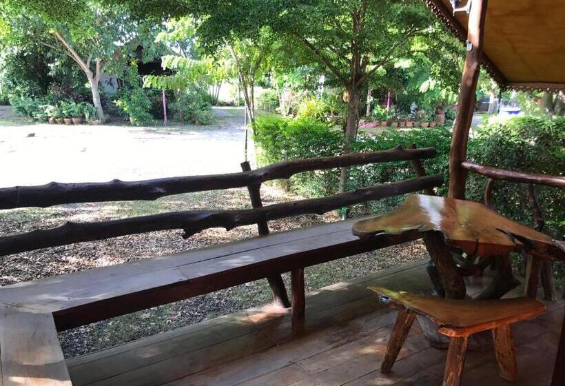 اتاق لوکس, Baan Suan Sukjai Resort