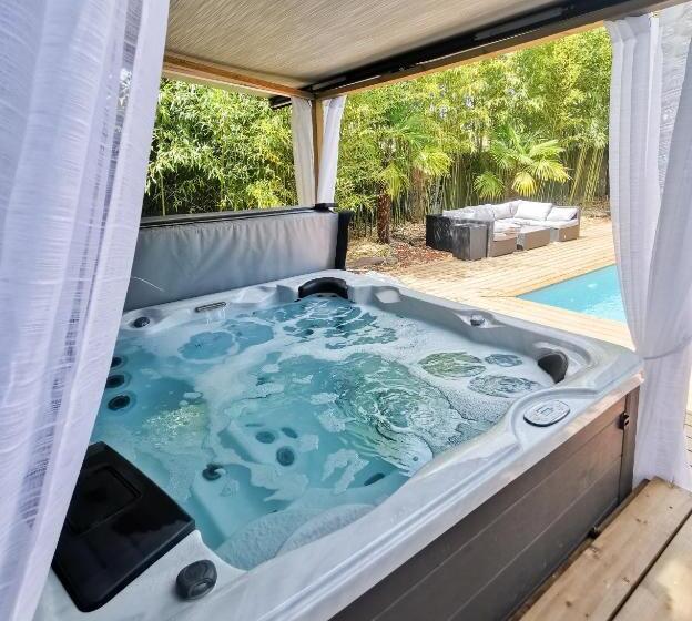 Трехместный Номер Superior, Villa Moya, Dependance Privée Piscine & Spa