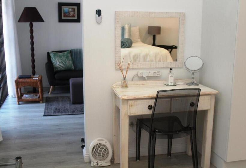 Люкс Повышенной Комфортности, Beach Break B&b   Deluxe Suites