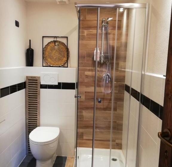 اتاق استاندارد, Bed And Breakfast Aurora