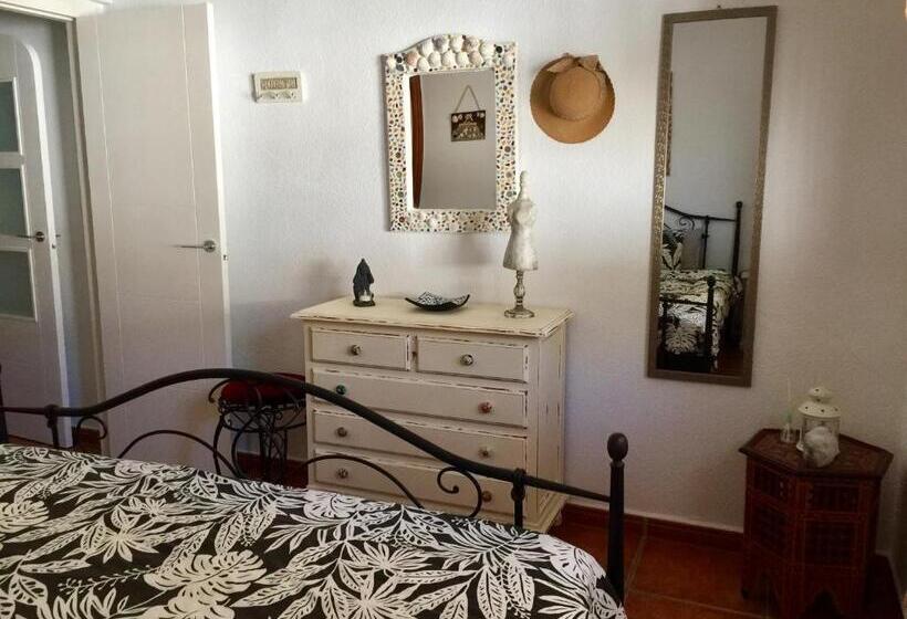 Номер Стандарт, Casira, Casitas En Kamers, Viñuela, Andalucía