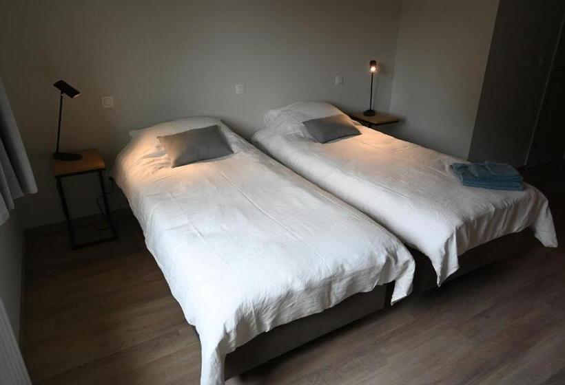 Номер Стандарт, B&b Dujardin