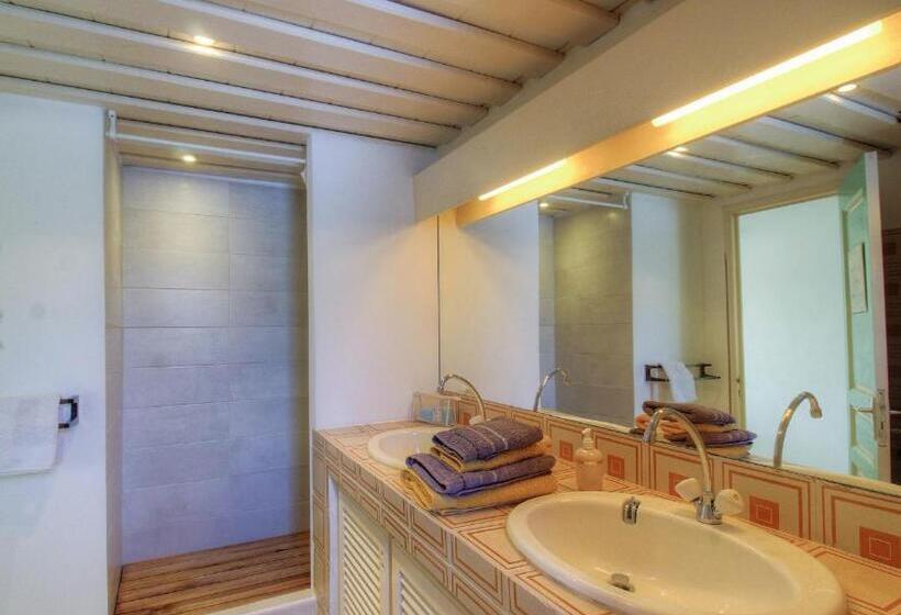 آپارتمان 1 خوابه با چشم‌انداز دریا, Appartement 2 Pièces Pied Dans L Eau