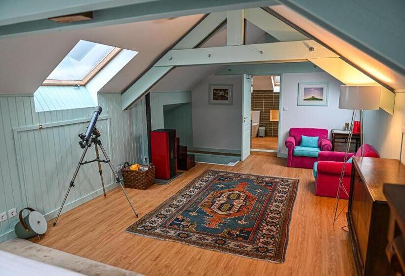 سوییت جونیور, Vintage Balcony Guesthouse