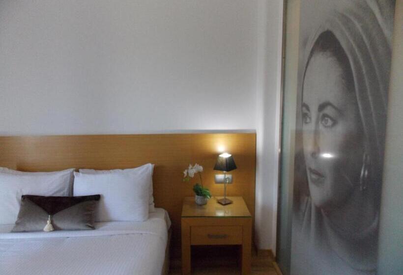 Quarto Triplo Clássico, Alexandros