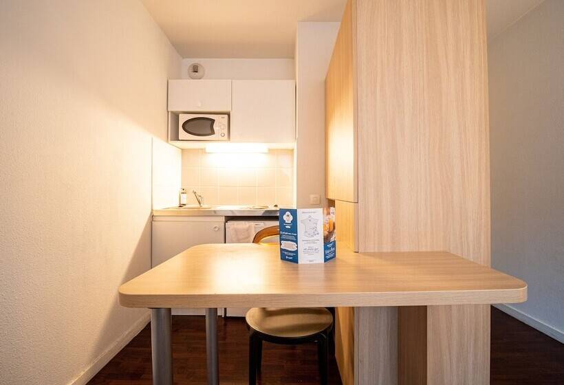 Студия Стандарт, Residhotel St Etienne Centre