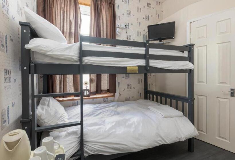 Семейный Номер, The B & B Blackpool