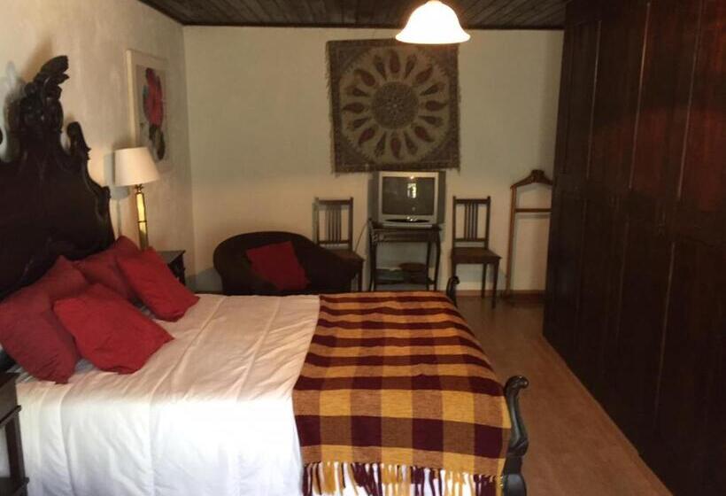 اتاق استاندارد با سرویس بهداشتی مشترک, Quinta Das Rosas