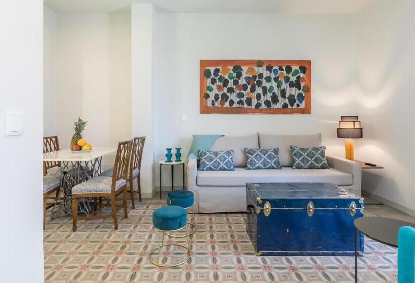 آپارتمان 1 خوابه با بالکن, Casa Temprado