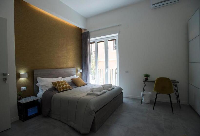 اتاق لوکس با تخت بزرگ, Lecentre 174