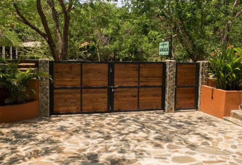 بانگلوی استاندارد, Cabañas Amaia