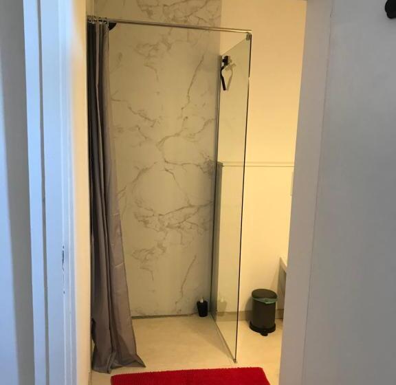 1베드룸 아파트 1층, Maison De Charme à Crupet Et Le Gîte La Suite