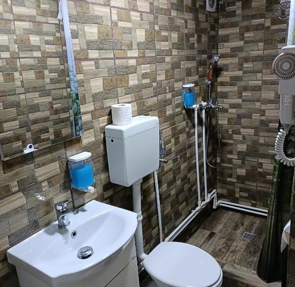 اتاق استاندارد سه نفره, Pensiunea Casa Bianca