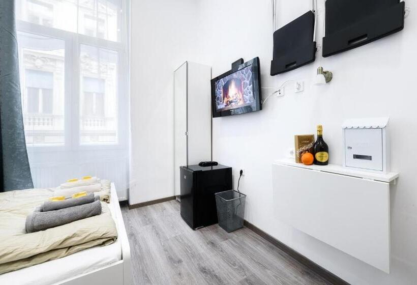 标准间, Annabelle Downtown Apartments