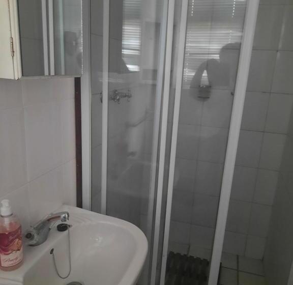 غرفة عائلية, Citrusdal Guest Rooms