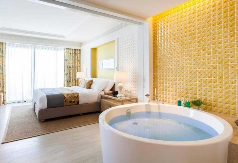 Клубный люкс с видом на море, Amari Hua Hin