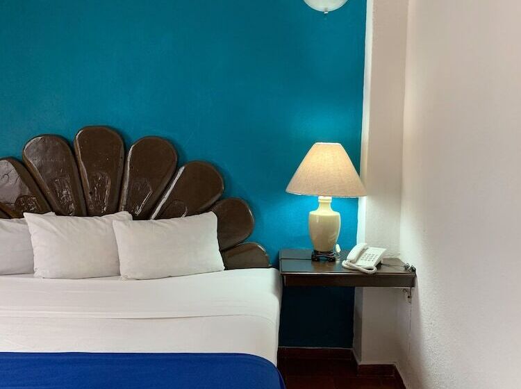 سوییت لوکس, Suites Plaza Del Rio   Family Hotel Malecón Centro