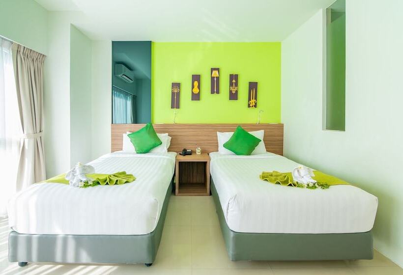 스탠다드 스튜디오, The Lantern Resorts Patong   Sha Extra Plus